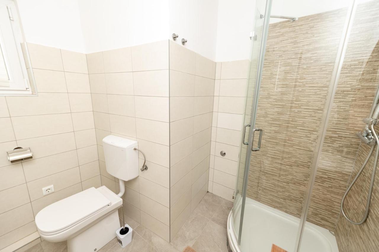 Luxury Rooms Erceg Zara Esterno foto